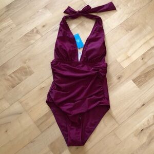 NWT CUPSHE ONE PIECE MAROON HALTER SWIMSUIT SIZE SMALL